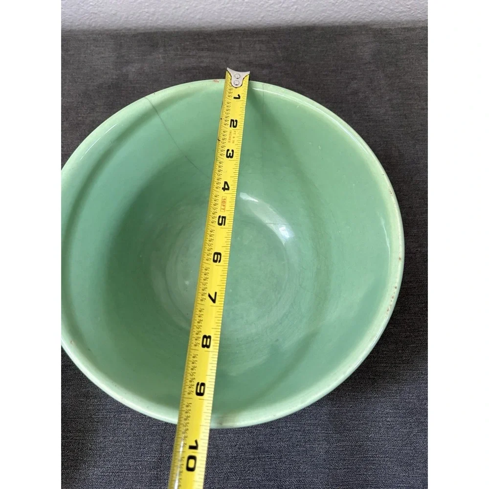 Bauer Vintage Pottery #12 GREEN Beehive 9.5